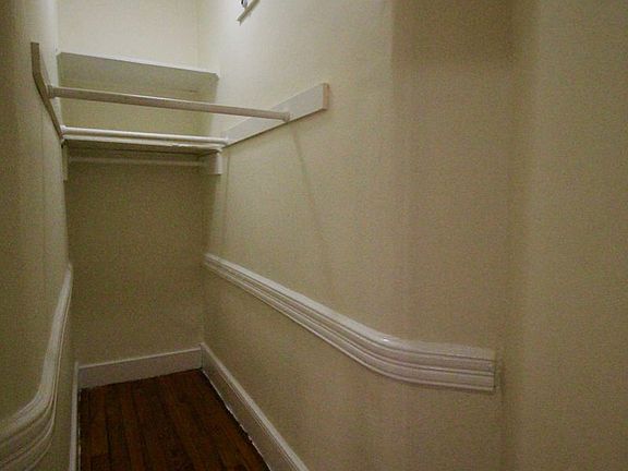 3rd image of 410 Amsterdam Ave APT 4S