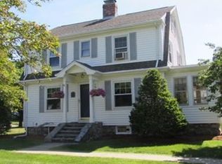 75 Bradford St, Rowley, MA 01969