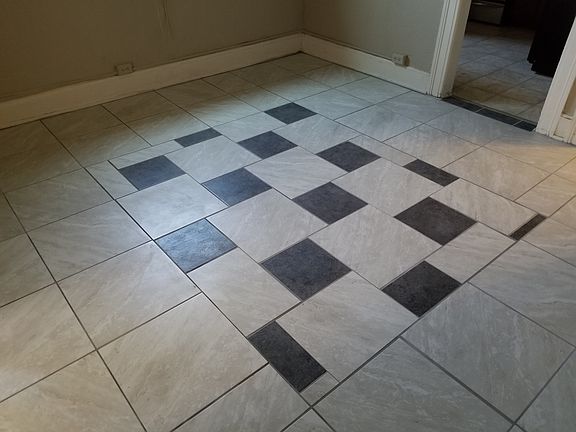 2nd image of 1136 Park Ave APT 8