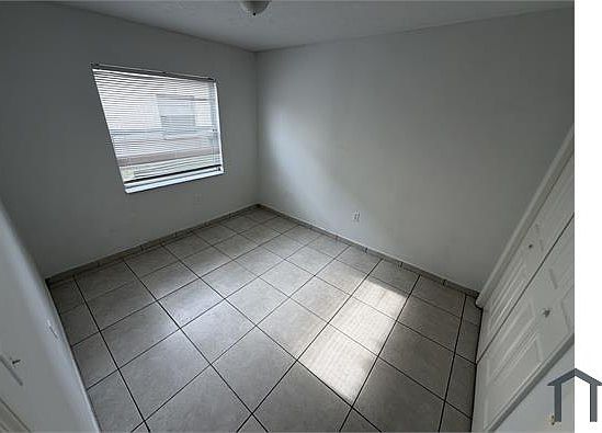 1st image of 4911 Temple Heights Rd APT A