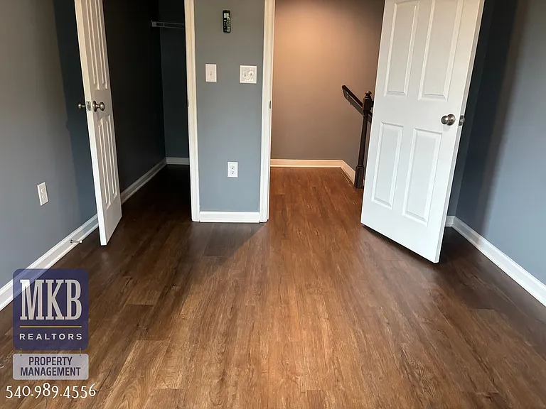 811 Montvue Rd — Photo 25