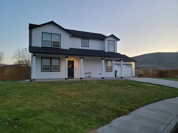 5007 S Desert Dove Loop, West Richland, WA 99353