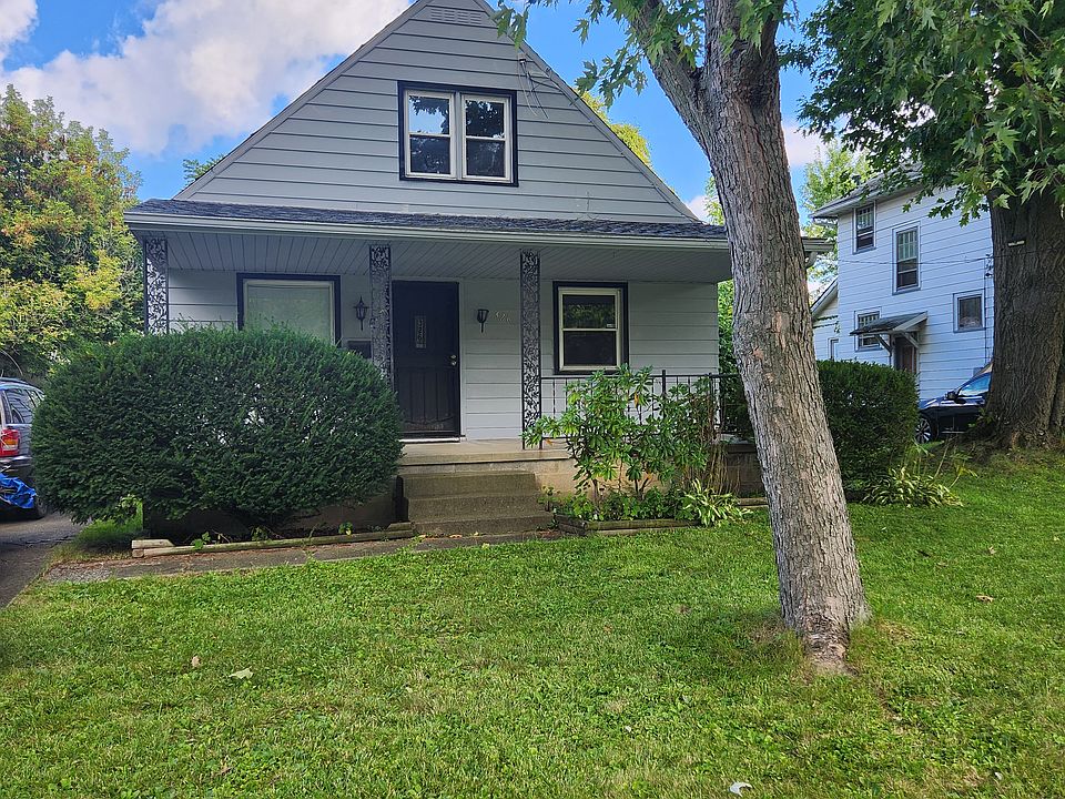 3 bedroom 1 bath 2 car detached garage
