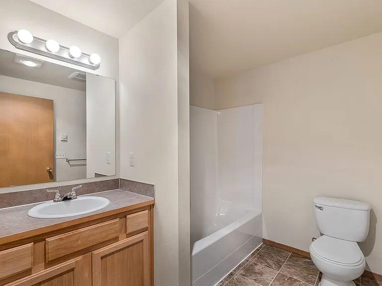 The Perfect Blend of Recreation and Relaxation at Fairway Oaks — Photo 53