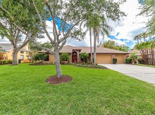 4889 Fallcrest Cir, Sarasota, FL 34233