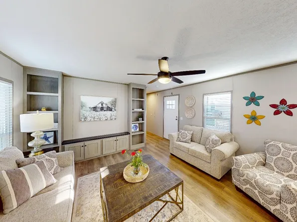 610 River Bud Rd, Rosenberg, TX 77471