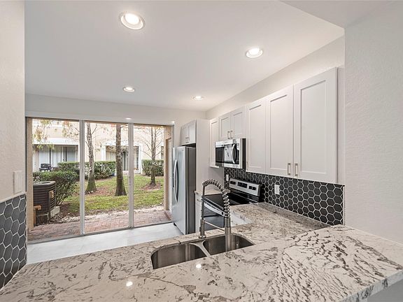 4th image of 743 NW 42 Avenue #7D