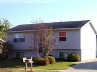 2018 50th St NW, Rochester, MN 55901