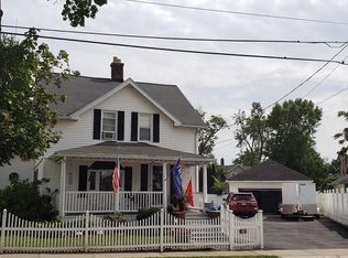 13 Davenport St, Chicopee, MA 01013