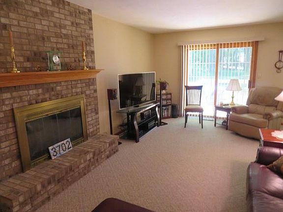 4th image of 3702 Buckthorn Dr