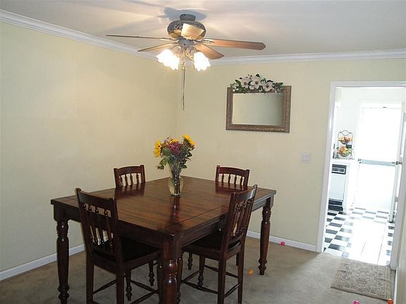 Dining Area to Kitchen
