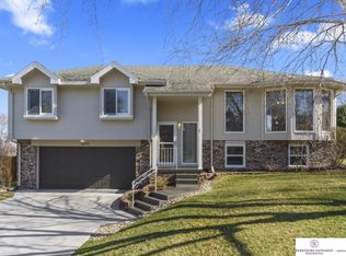 16971 Woolworth Cir, Omaha, NE 68130