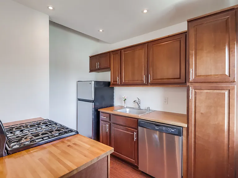 5170 Bayard St #4 — Photo 11