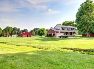 8104 Glaser Ln, Louisville, KY 40291