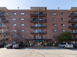 1321 Worcester Rd APT 108, Framingham, MA 01701