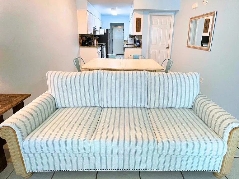 421 E Beach Blvd #450 — Photo 6