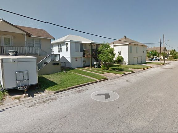 2nd image of 4410 Avenue L