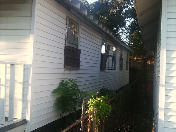 2nd image of 2269 N Galvez St