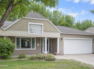 2351 Bethesda Cir, Grand Forks, ND 58201