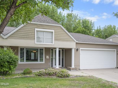 2351 Bethesda Cir, Grand Forks, ND, 58201