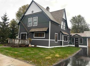 118 N Park St, Boyne City, MI 49712