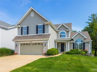 16943 Hickory Forest Ln, Ballwin, MO