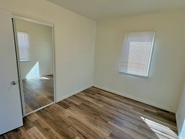 14902 S Inglewood Ave — Photo 6