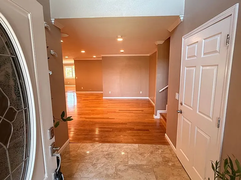 6662 San Francisco Dr — Photo 3