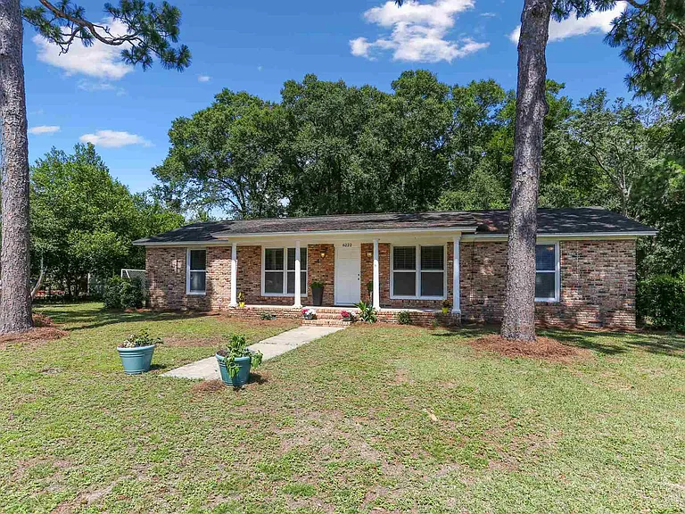 6222 Maybelle Dr — Photo 2