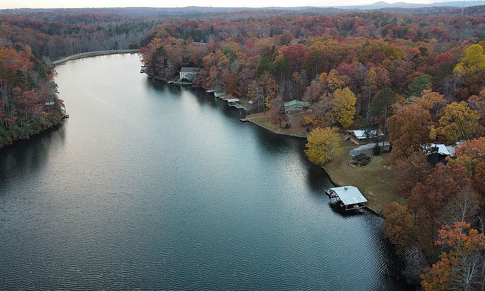 Beautiful Lake Becky