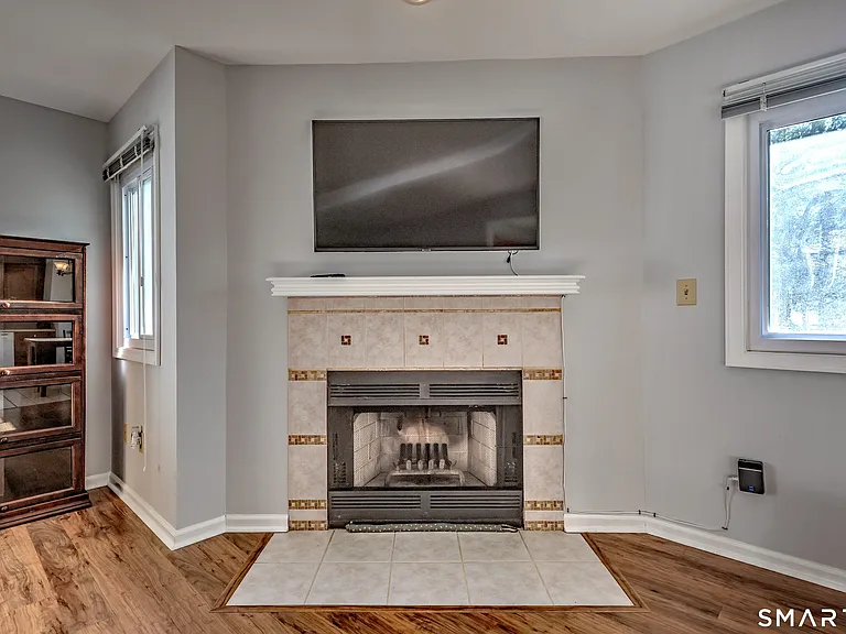 510 E Main St #111 — Photo 7