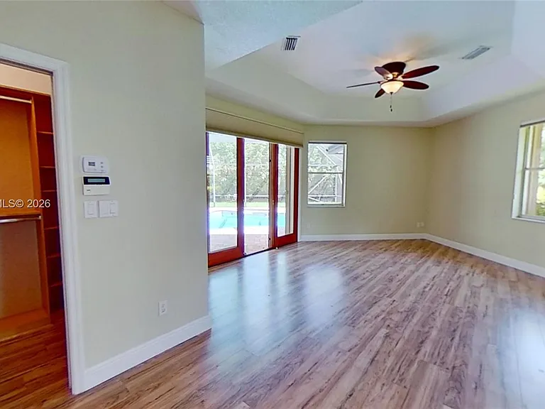 405 Sabal Way — Photo 12