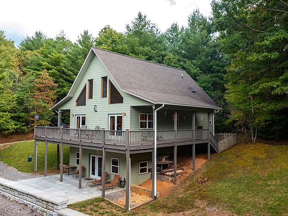 2nd image of 220 Cold Branch Ln