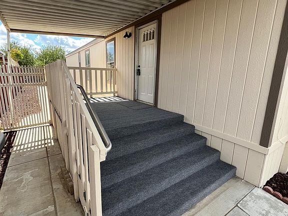 3rd image of 1301 Taft Hwy Space 127