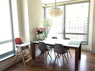 Rented by Space Marketing Shop