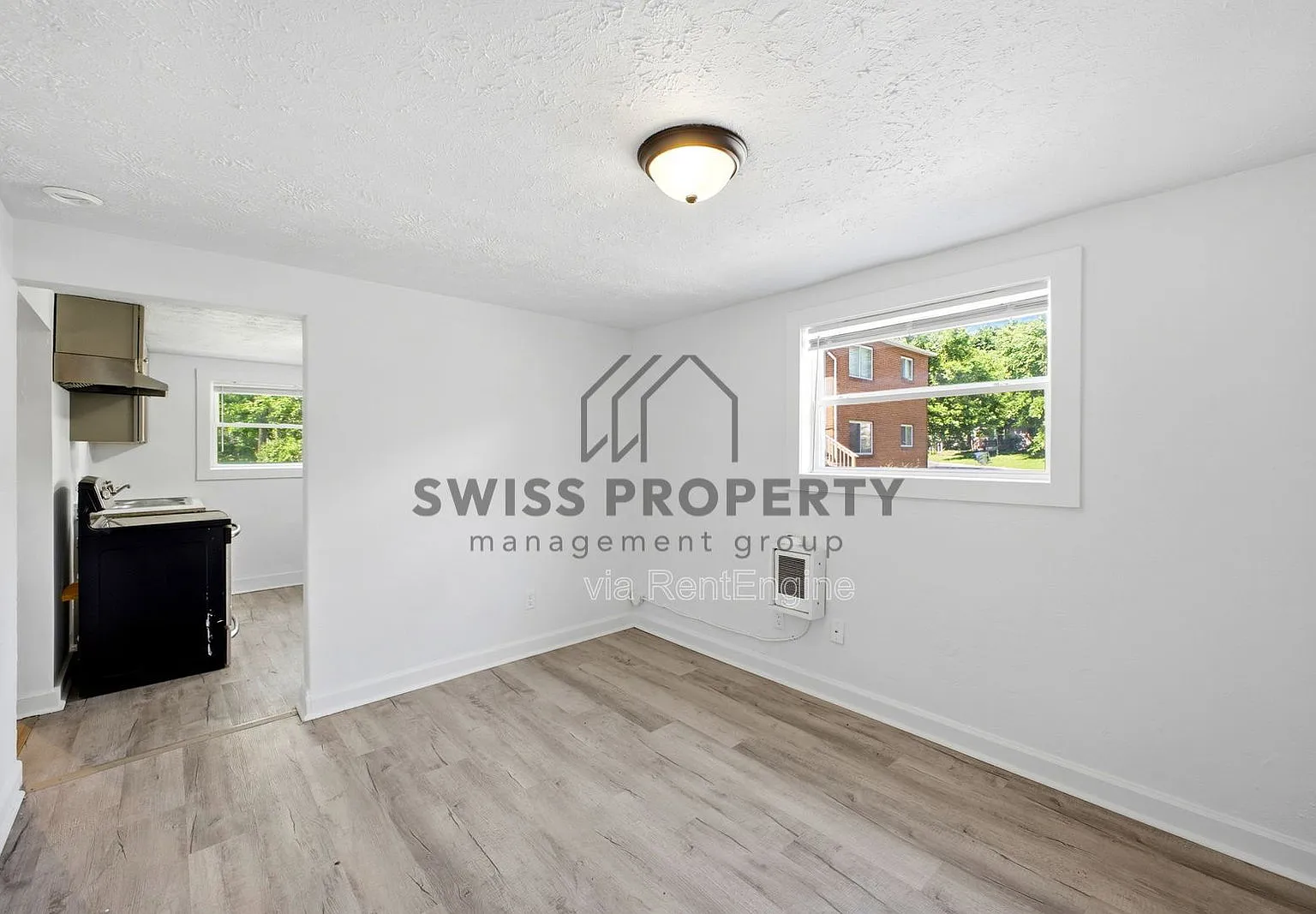 1 bed, 1.0 bath, $875 — Photo 4