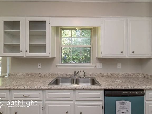 2nd image of 669 Wellington Dr