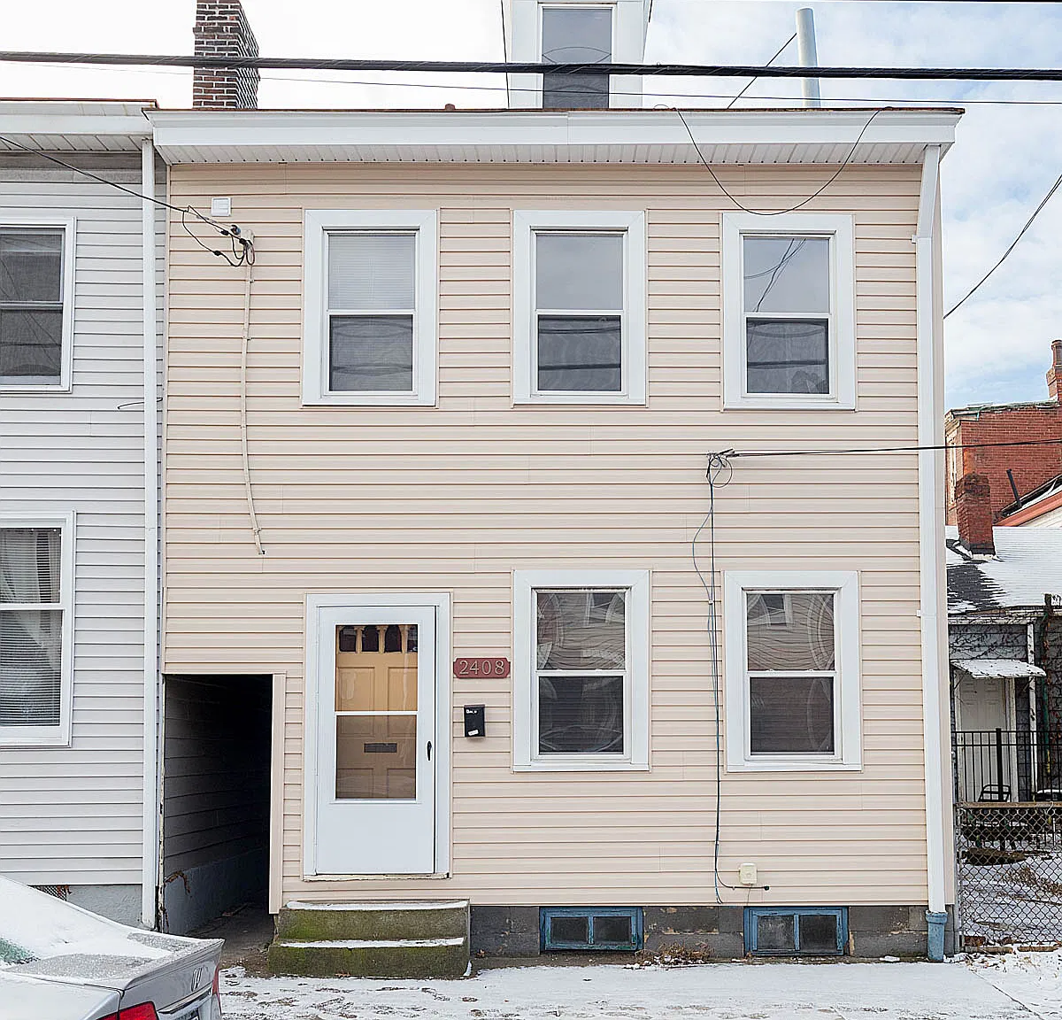 3 bed, 1000 sqft, $1,725 — Photo 1