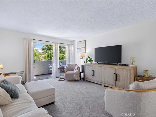 2257 Via Puerta Unit P, Laguna Woods, CA 92637