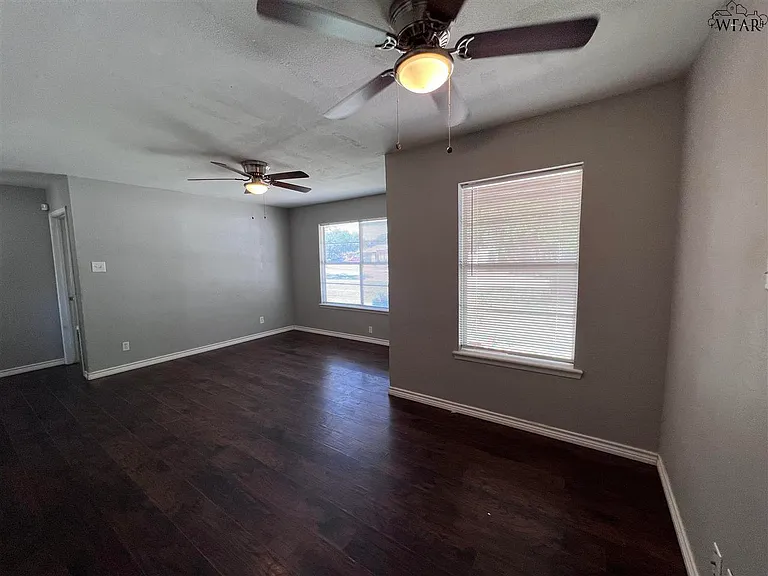 2921 McGaha Ave — Photo 4