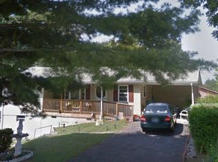 1600 Clay St, Radford, VA 24141