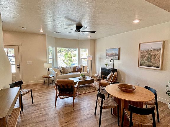 4th image of 421 E White Sands Way #D