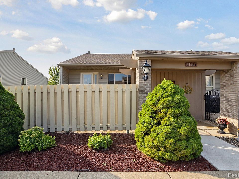 1st image of 61741 Williamsburg Dr #1