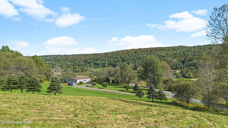 4th image of L11.118 Sam Lape Road