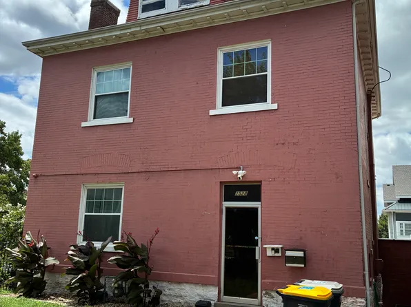 2528 Holmes St, Kansas City, MO 64108