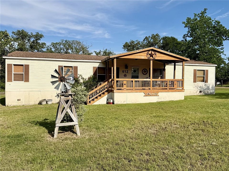 1st image of 612 Sweet Gum Ln