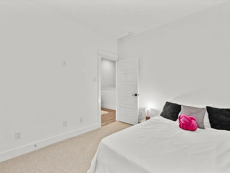 2906 Stevens St — Photo 18