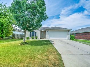 2907 Zachary Ln, Taylor, TX 76574