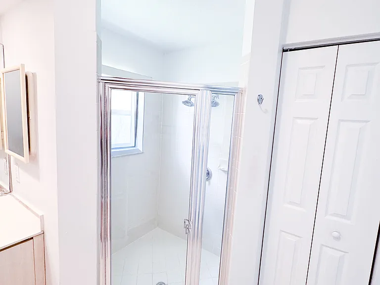 1811 SE 20th Rd — Photo 38