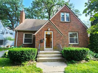 1033 W State St, Mason City, IA 50401